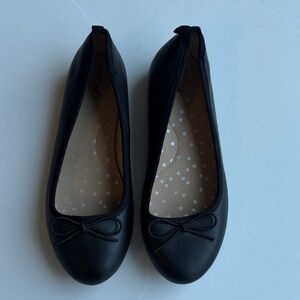 Cat & Jack Classic Black Flats with Bow